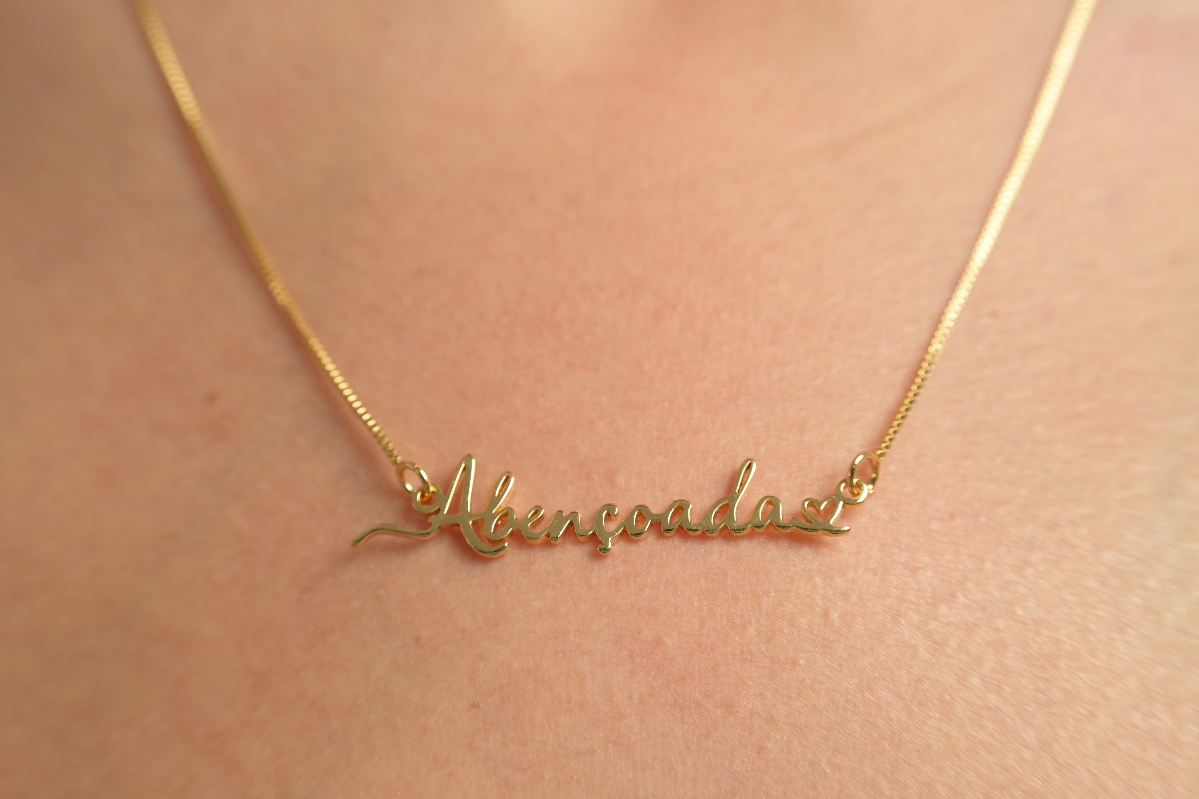 Colar Abençoada Dourado