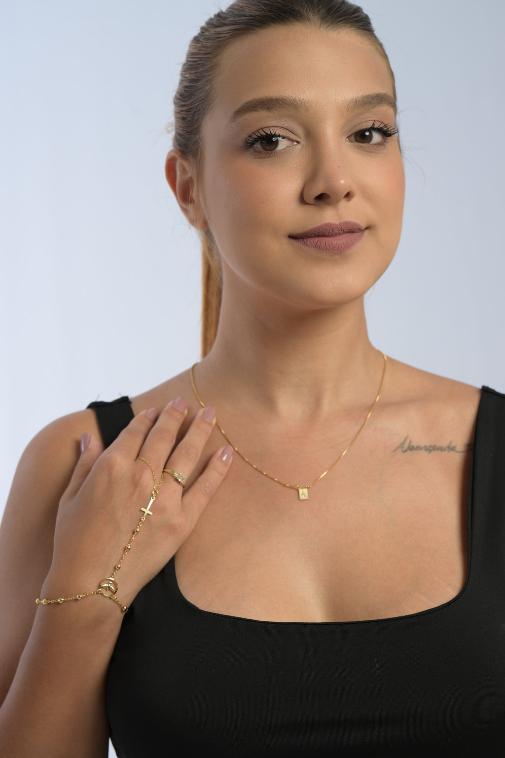 Semijoia Terço de Pulso Marjorye – Dourado