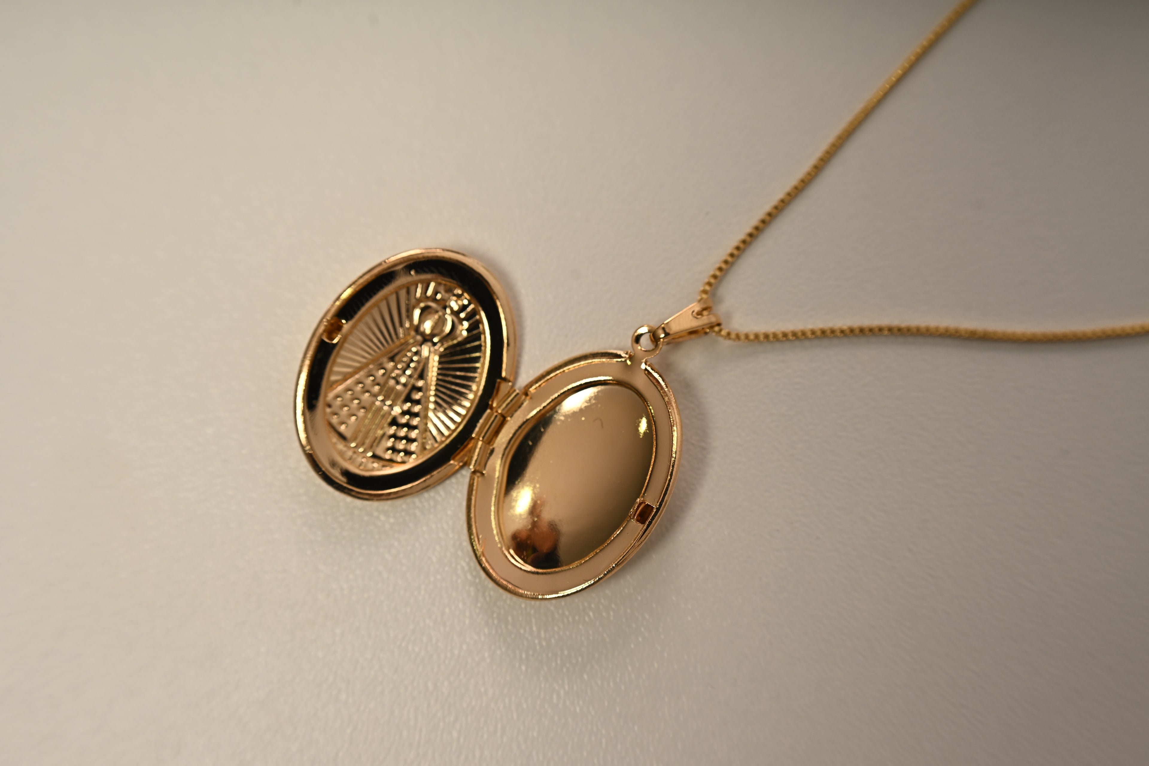 Semijoia Colar Nossa Senhora Aparecida (Porta foto)